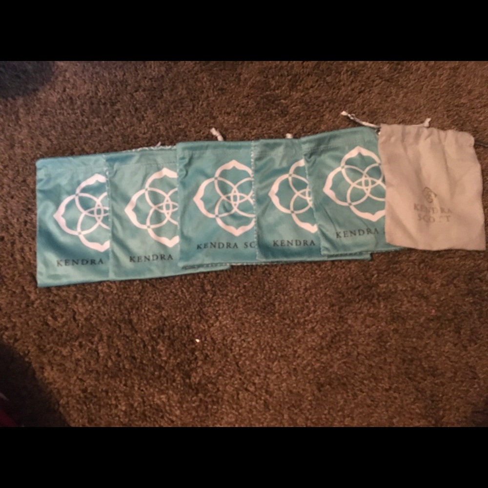 Kendra Scott bags